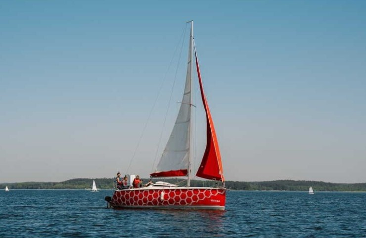 Яхта TWISTER 780
